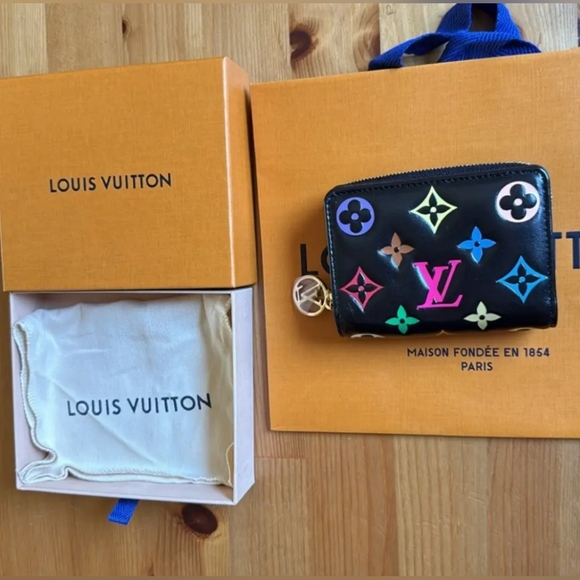 LV x TM Lou Wallet - Picture 1 of 12